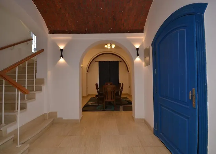 Luxury 4 Bedroom For Rent In Amaros *