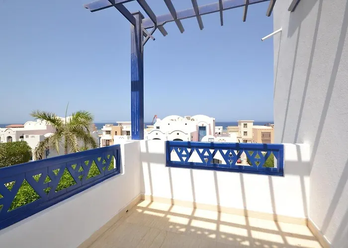 Luxury 4 Bedroom For Rent In Amaros